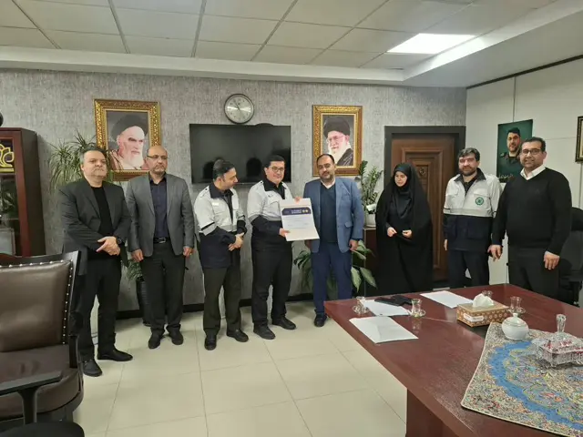 صدور گواهي استقرار نظام مديريت HSE براي اداره کل پشتيباني شهرداري تهران