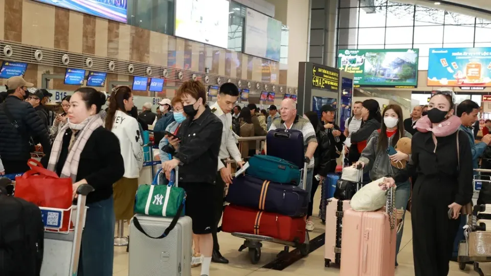 Vietnam’s aviation industry recovers strongly, poised for two-digit growth next year