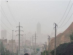 تبریز زیر سایه آلودگی؛ تعطیلی مراکز آموزشی و اداری در چند شهر استان