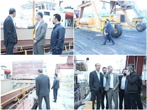 بازديد سرپرست غله مازندران از روند تخليه پنجمين کشتي گندم وارداتي