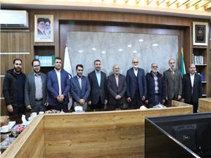 ديدار اعضاي ستاد بزرگداشت دکتر قائمي اميري با رييس دانشگاه مازندران