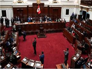 عزل رئیسجمهوری پرو/ رئیس کنگره به عنوان رئیسجمهوری موقت سوگند یاد کرد