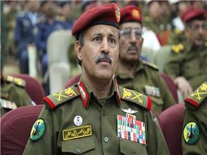 وزیر دفاع یمن: آماده هرگونه مقابله با تجاوز احتمالی دشمن هستیم