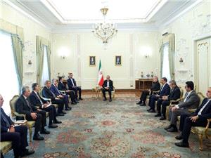 اتصال شبکه حملونقل ريلي ايران و عراق از مهمترين محورهاي همکاريهاي فيمابين است