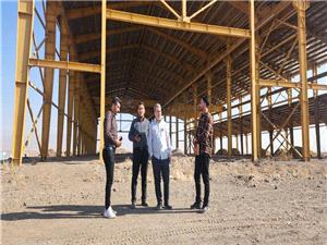 بازديد زنگنه از پروژه مجتمع تعميرات واگن احيا ريل ايرانيان در تربت حيدريه