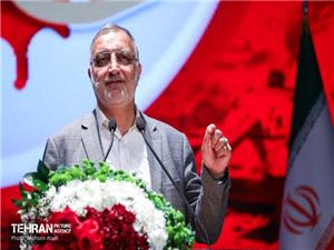 امنیت امروزمان را مدیون شهدا و خانوادههای آنان هستیم