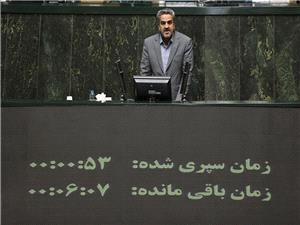 نرخ بالای بهره بانکی باعث آقایی دلار در کشور شده است