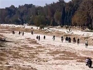 زایندهرود بار دیگر قربانی یک تصمیم بحثبرانگیز شد/ تاریخ اصفهان را در سایه سوء مدیریت به مکانی تجاری مبدل نکنید