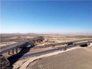 پیشرفت 57 درصدی پروژه احداث رمپهای ورودی و خروجی پل جهانآباد فامنین