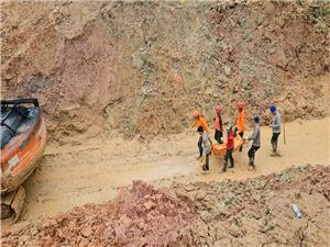 Residents climb over logs in walk to aid centre as flood deaths in Indonesia’s Sumatra rise over 900