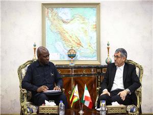 ضرورت تقويت مبادلات مالي و سازوکارهاي تهاتري براي مقابله با تحريمهاي غيرقانوني