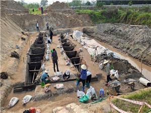 Preserving ancient wooden boats unearthed in Vietnam’s Bach Ninh