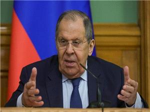 لافروف: روسیا على أهبه الاستعداد للرد على نشر أی قوات أجنبیه فی أوکرانیا وإجراءاتها جاهزه