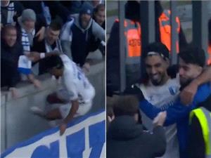 شاهد.. سقوط لاعب فی خندق أثناء الاحتفال بهدف