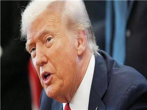 ترامب یتصل بقاده أوروبا لبحث جهود السلام فی أوکرانیا وسط توترات متصاعده