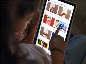 ‘What’s the worst thing that’s gonna happen?’ South Australia Premier says social media ban is about protecting children