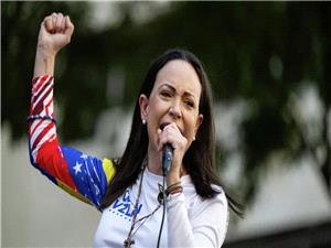 "سی بی إس نیوز": قوات خاصه نظمت عملیه لنقل المعارضه الفنزویلیه ماتشادو إلى النرویج