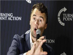 حضوریا... المتهم بقتل تشارلی کیرک یمثل أمام المحکمه لأول مره