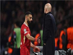 "الفرصه الأخیره".. محمد صلاح یعود إلى قائمه لیفربول بعد محادثات حاسمه