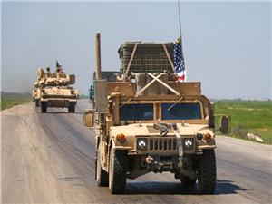 المرصد السوری: إطلاق نار بالتزامن مع زیاره وفد من التحالف الدولی إلى تدمر