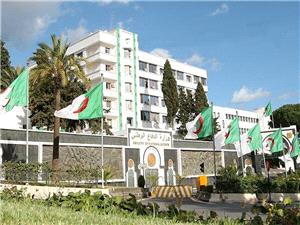 الدفاع الجزائریه تکذب أخبارا مضلله تروجها مواقع مأجوره حول إنشاء وحدات مرتزقه فی الساحل