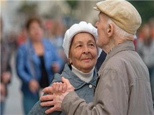 هل البشر مخلصون لشرکائهم؟.. دراسه تصنف الثدییات الأکثر وفاء