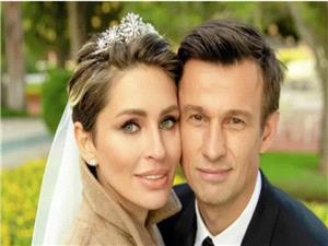 مدرب زینیت الروسی وزوجته ضحیه القوانین الأوروبیه