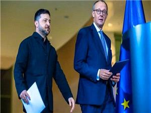 زلنسکی: پیشنهادهای صلح با روسیه در روزهای آینده ارائه میشود