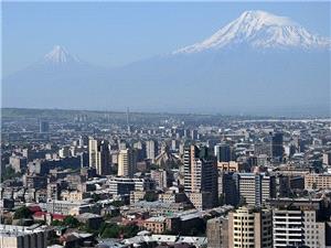 أرمینیا تتهم الاتحاد الأوروبی بالتدخل فی شؤونها الداخلیه