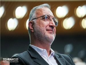 تحویل اولین رام قطار چینی برای ورود به متروی تهران/ 57 دستگاه اتوبوس دوکابین دیزلی به گمرک رسیده است