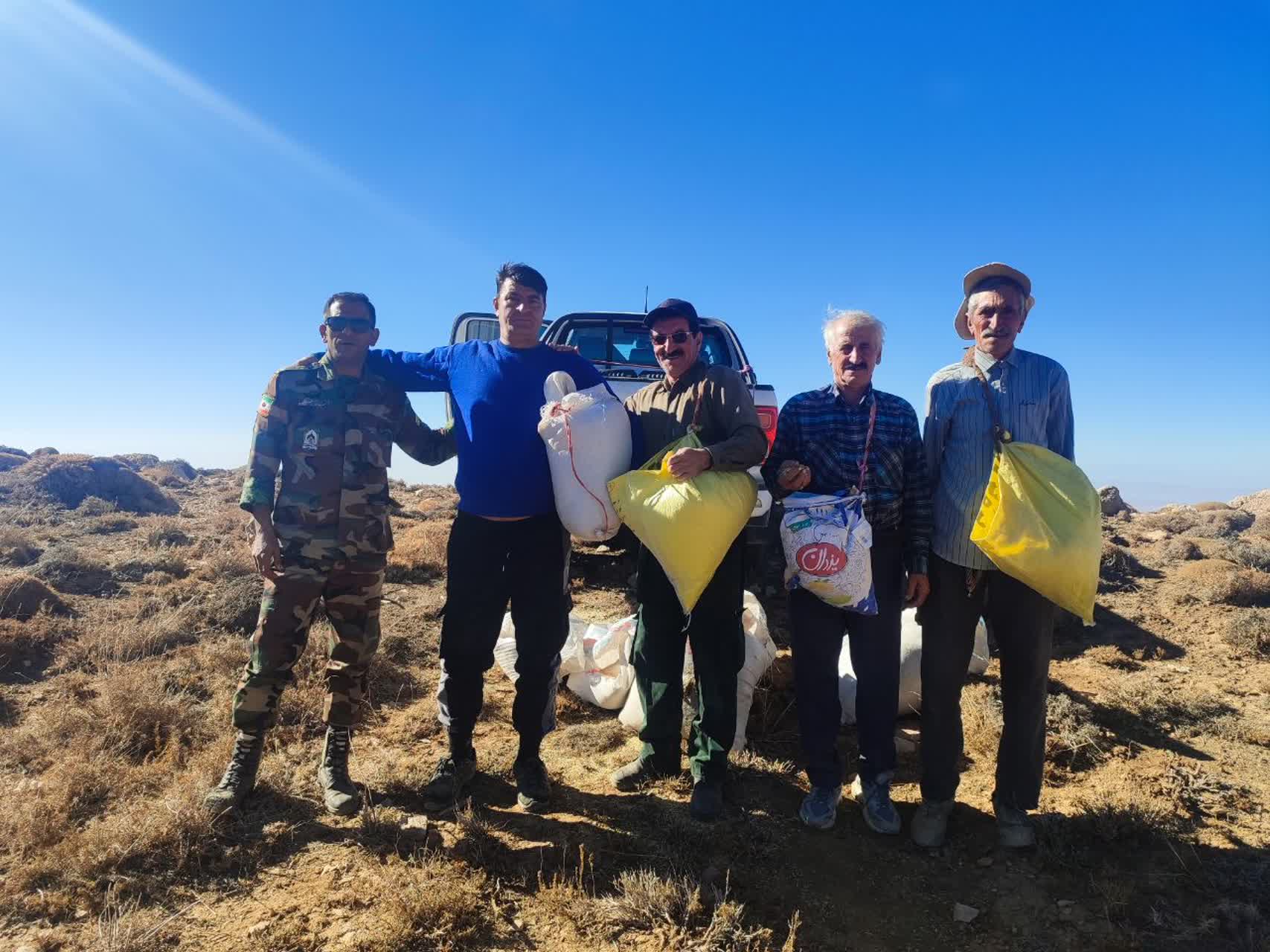 شروع پروژه هاي مشارکتي بذر پاشي در مراتع شهرستان نيشابور