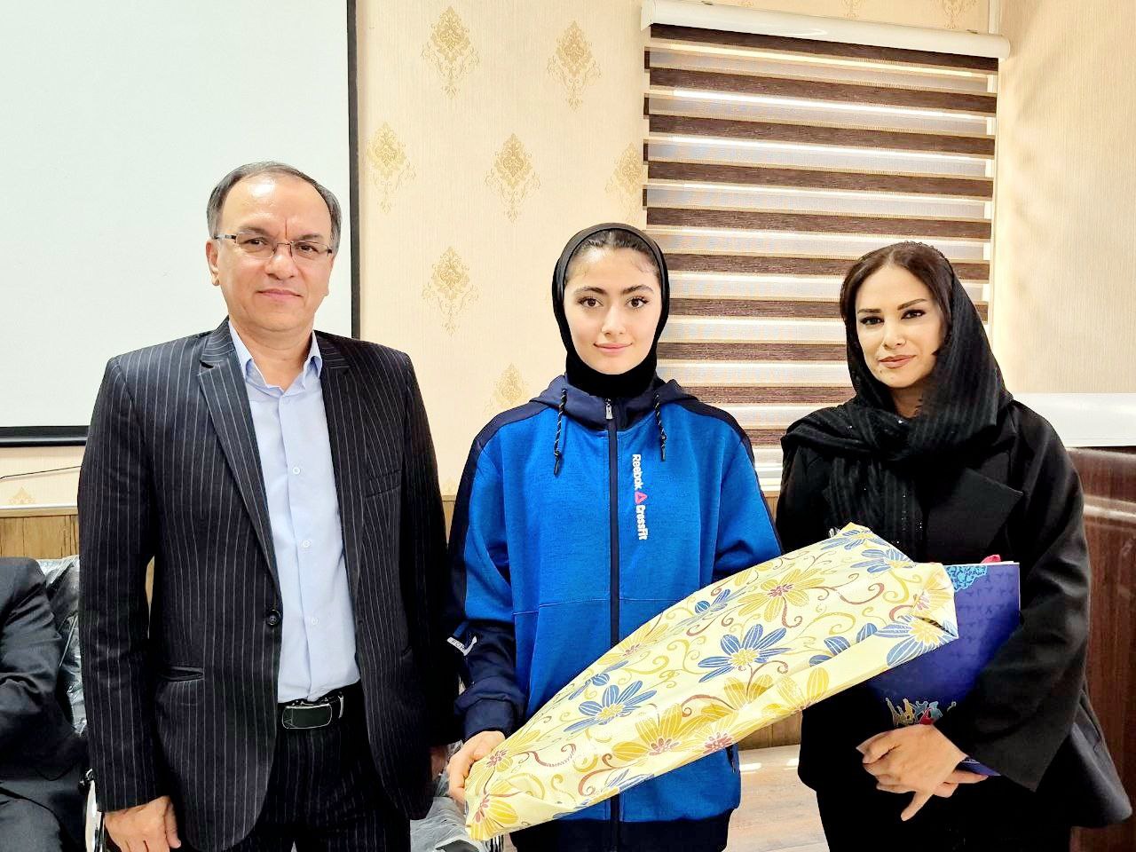 الهام عليمرداني تکواندو کار نيشابوري مربي تيم تکواندو نوجوانان دختر خراسان رضوي شد