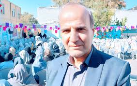 توزيع 20 هزار تخم مرغ و نان بين دانش‌آموزان گلپايگاني