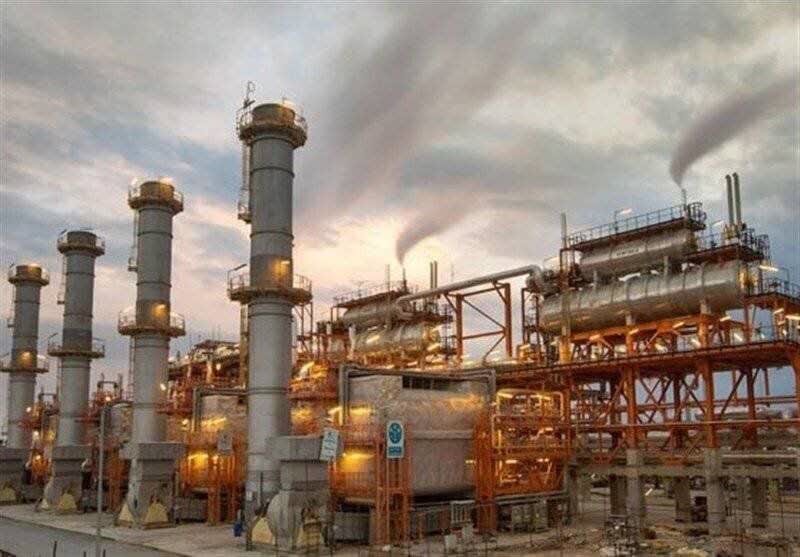 مديريت مصرف برق صنايع؛ از تعرفه‌هاي تفکيک‌ شده تا فروش مازاد در بورس