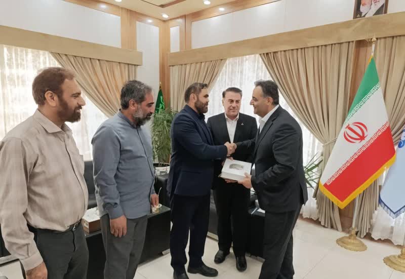 تقويت جبهه رسانه انقلاب براي بيان پيشرفت‌هاي صنعت و بنادر خوزستان