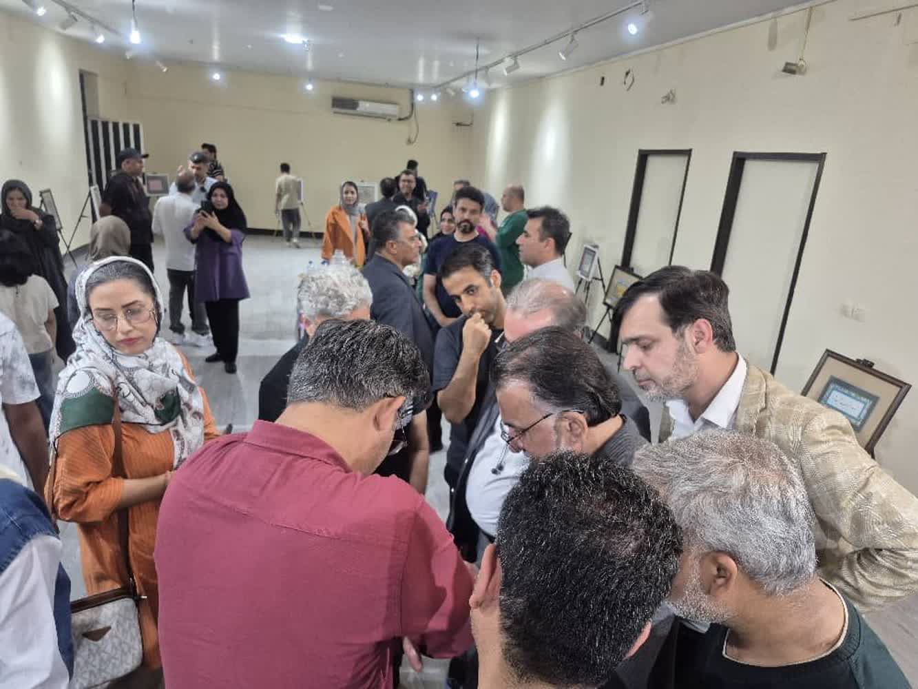 آبادان نگارخانه خواست، مسئولان نيامدند/ افتتاح بزرگترين غيبت فرهنگي شهر