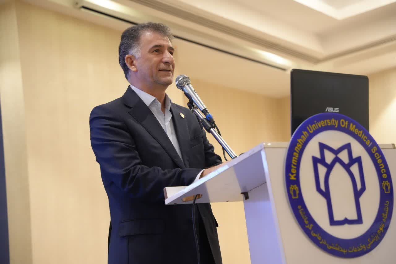 رئيس دانشگاه علوم پزشکي کرمانشاه : مهمترين مقابله با بيماري‌هاي مزمن اجراي سبک زندگي سالم است