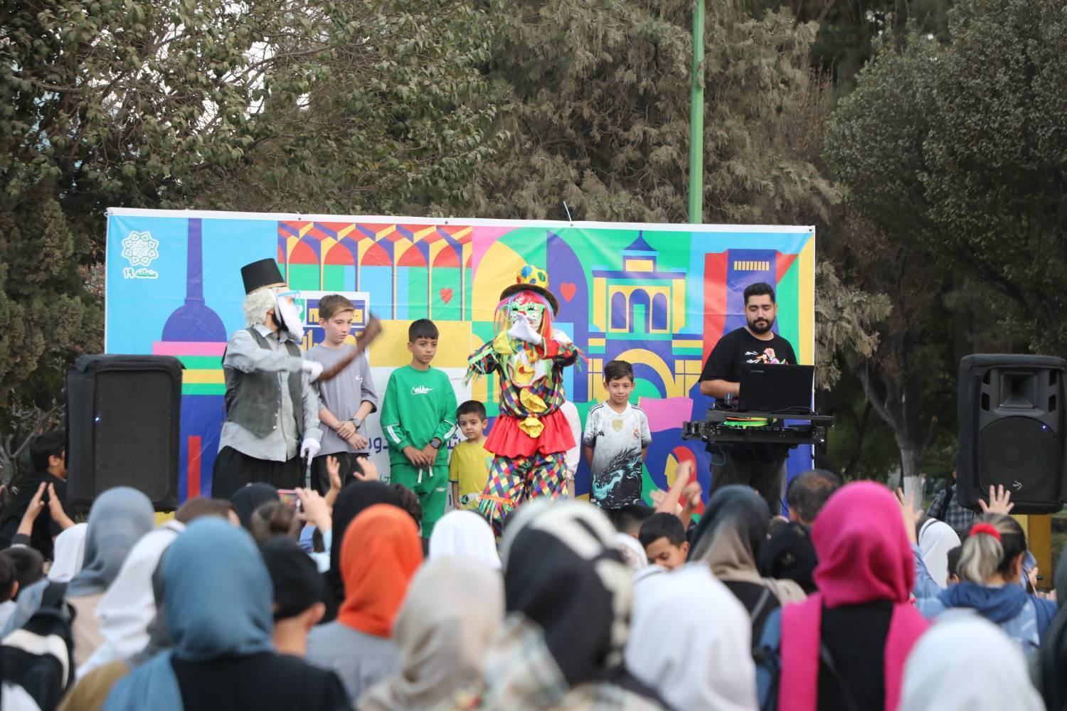 مشارکت بيش از 2 هزار شهروند منطقه 19 در جشن هفته تهران و روز کودک