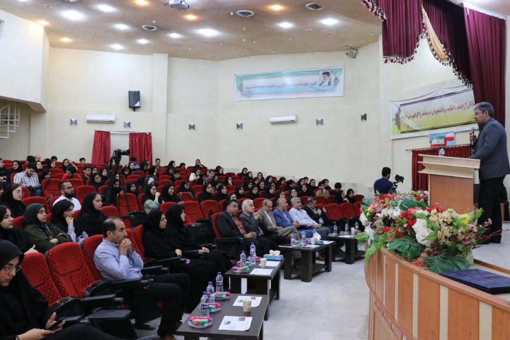 برگزاري کارگاه آموزشي کارآفريني ‌کسب‌وکار و اشتغال پايدار در دانشگاه مازندران