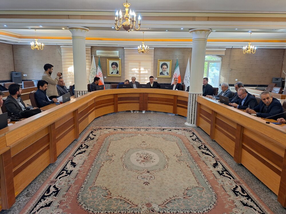 فيبر نوري 410 کيلومتري تبريز قابل بهره برداري شد / بهره‌برداري برنامه 820 کيلومتري تا آبان سال آينده