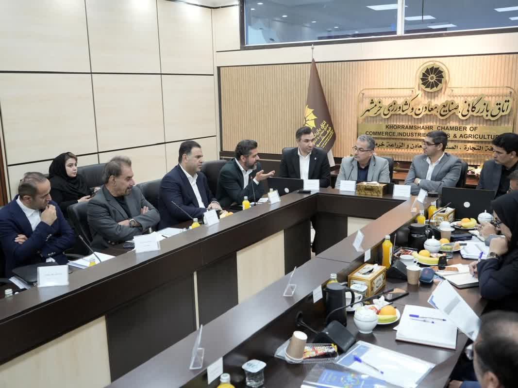 تأکيد بر رفع چالش‌هاي مرزي، حمايت از بخش خصوصي و توسعه ديپلماسي اقتصادي