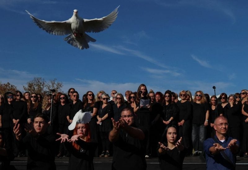 راهپیمایی در صربستان برای بزرگداشت کشته شدگان در فروریختن سقف یک ایستگاه قطار
