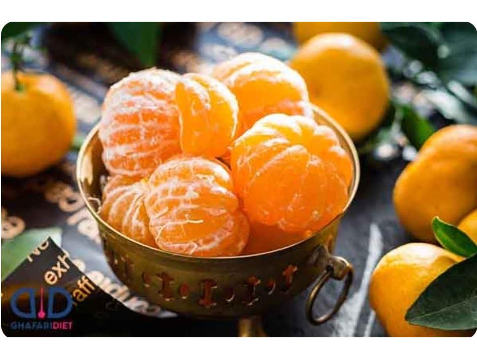 آغاز برداشت نارنگي‌هاي زودرس از باغات شهرستان نور/ توليد 7500 تني