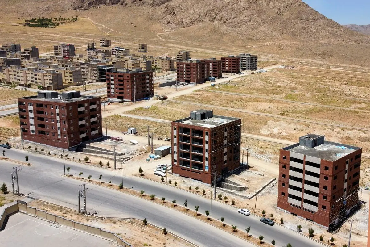 استفاده از تمام ظرفيت‌ها براي پيشبرد طرح نهضت ملي