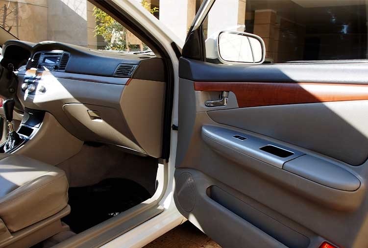 صفرشویی داخل ماشین در محل