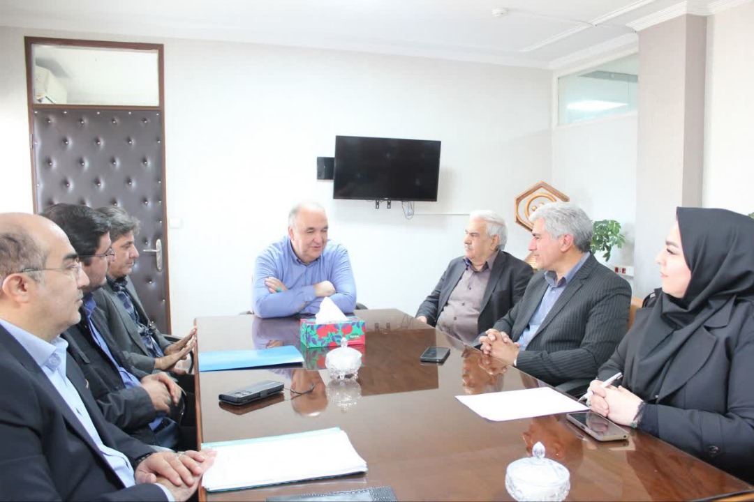 واگذاري زمين براي احداث درمانگاه تأمين اجتماعي در اسکو