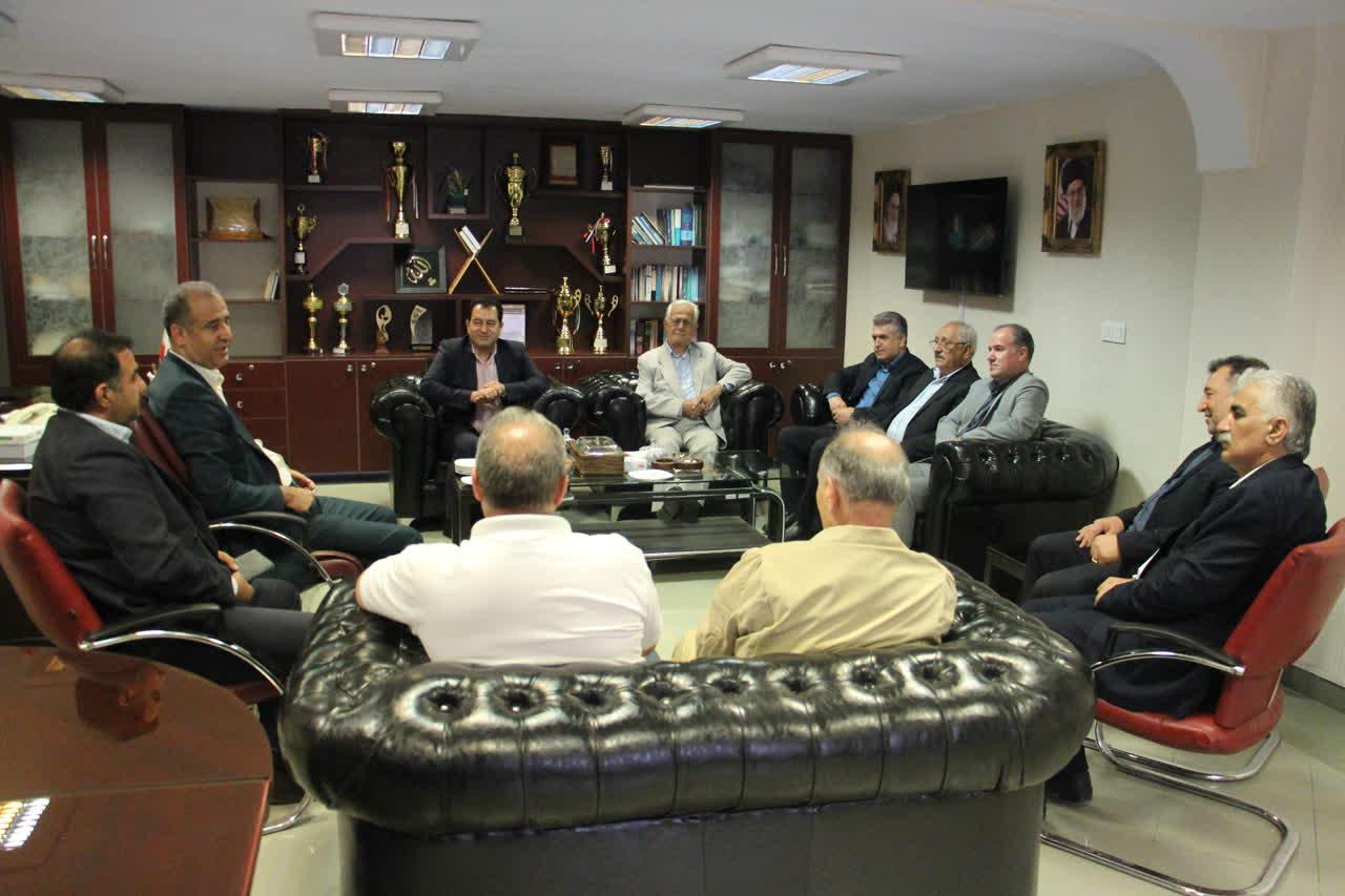 تأکيد بر همکاري و تعامل در نخستين ديدار صنوف با سرپرست جديد غله استان