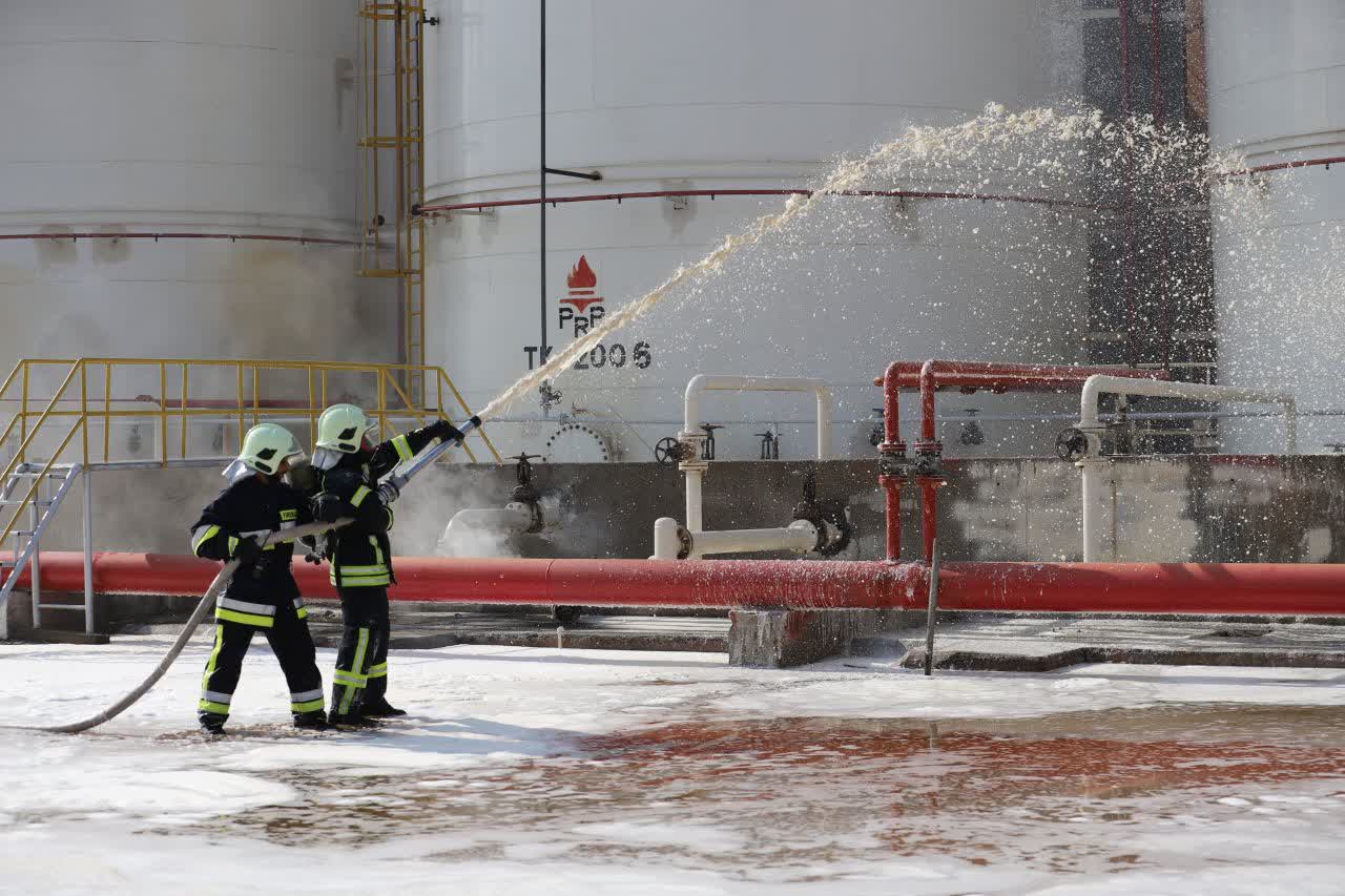 افزايش آمادگي واحدهاي صنعتي با برگزاري رزمايش ترکيبي در منطقه آزاد اروند