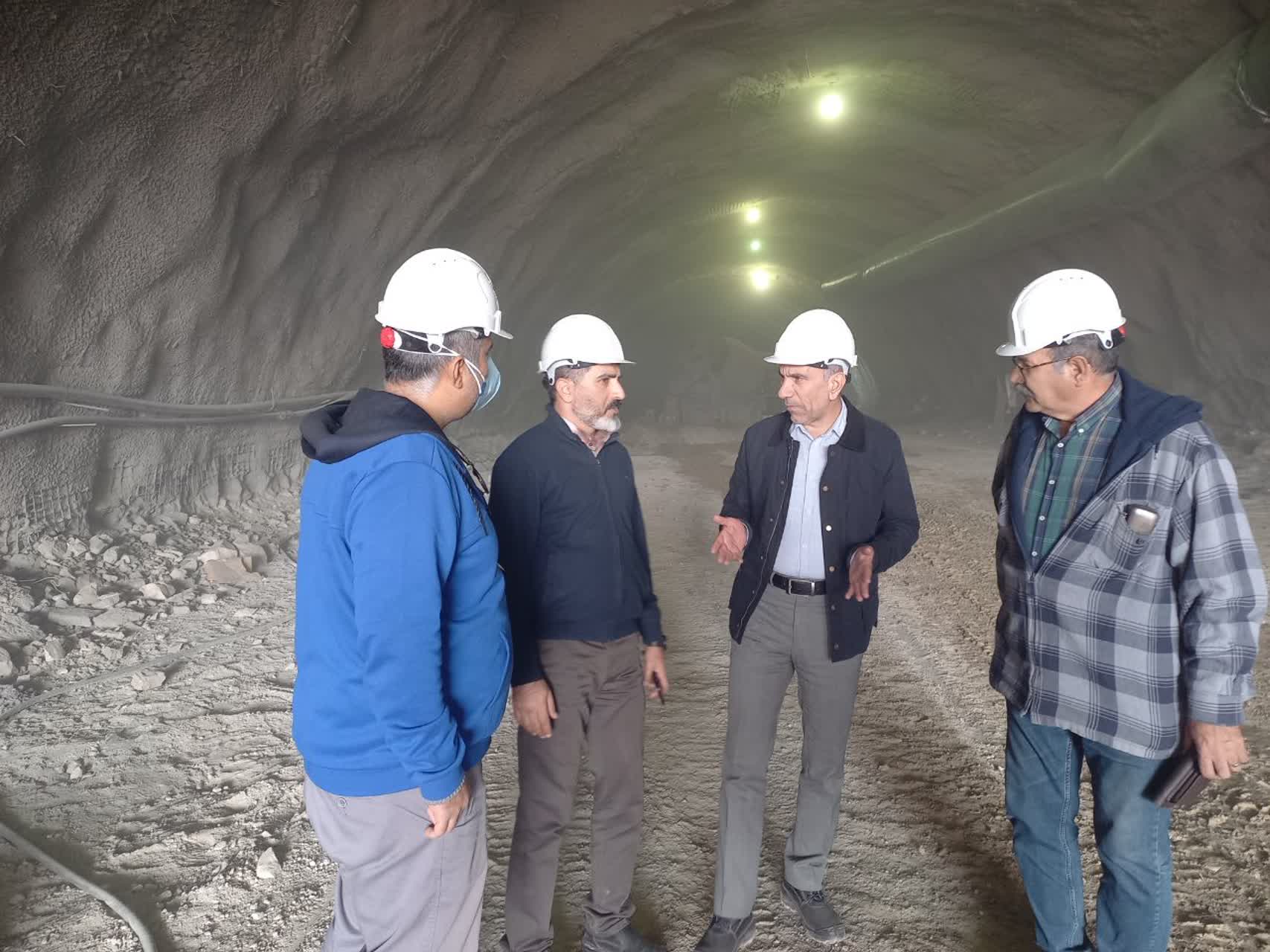 معاون عمرانی استاندار: تعریض گردنه پاتاق یک پروژه کلیدی در مسیر بزرگراه کربلا است