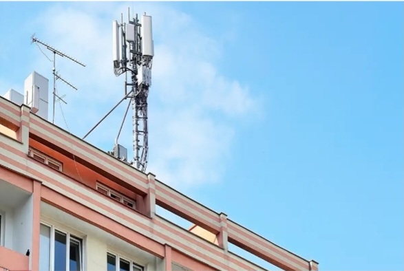 راه اندازي سايت تلفن همراه مجموعه بيمارستان شهيد زارع ساري